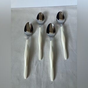 Cutco Lot 4 Four White Pearl Handle Tea Spoons Stainless Flatware
